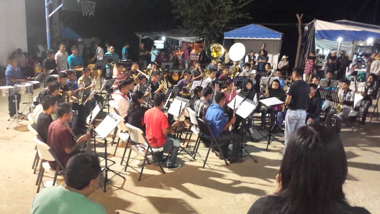 Banda bachillerato en Zoochina 2014