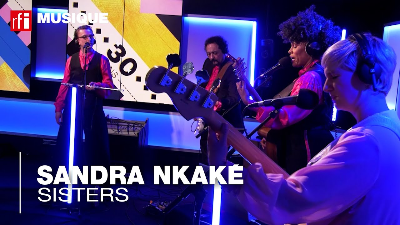Sandra Nkak&eacute; interpr&egrave;te 