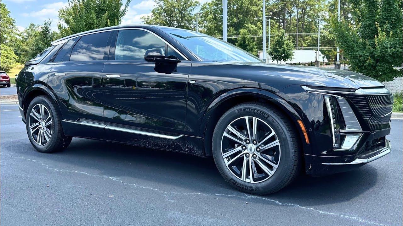 2024 Cadillac Lyriq Luxury 1 Review And Features
