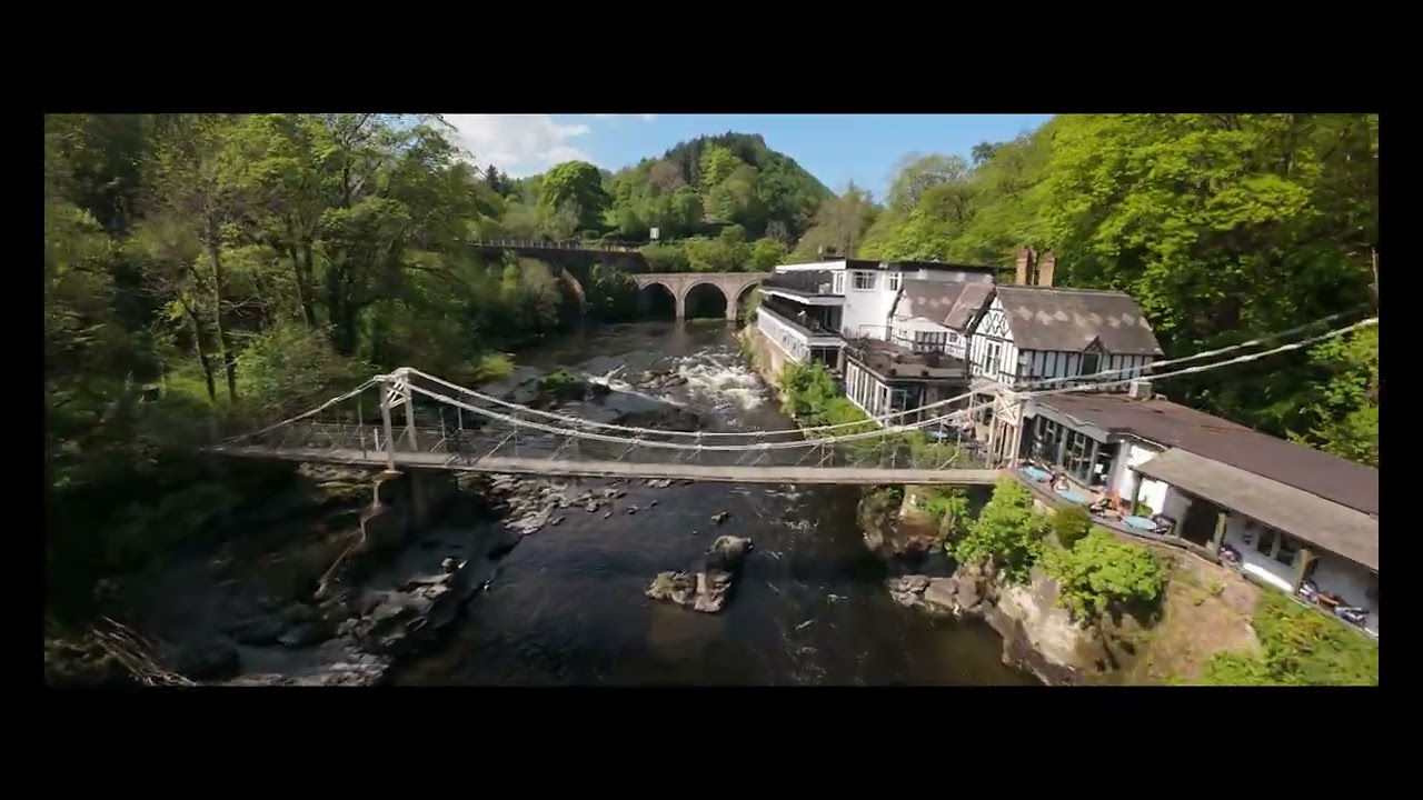 Stunning Llangollen (Berwyn)