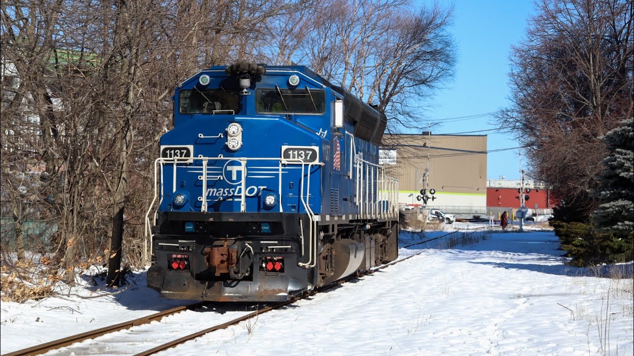 Readville switcher on the grand junction running track