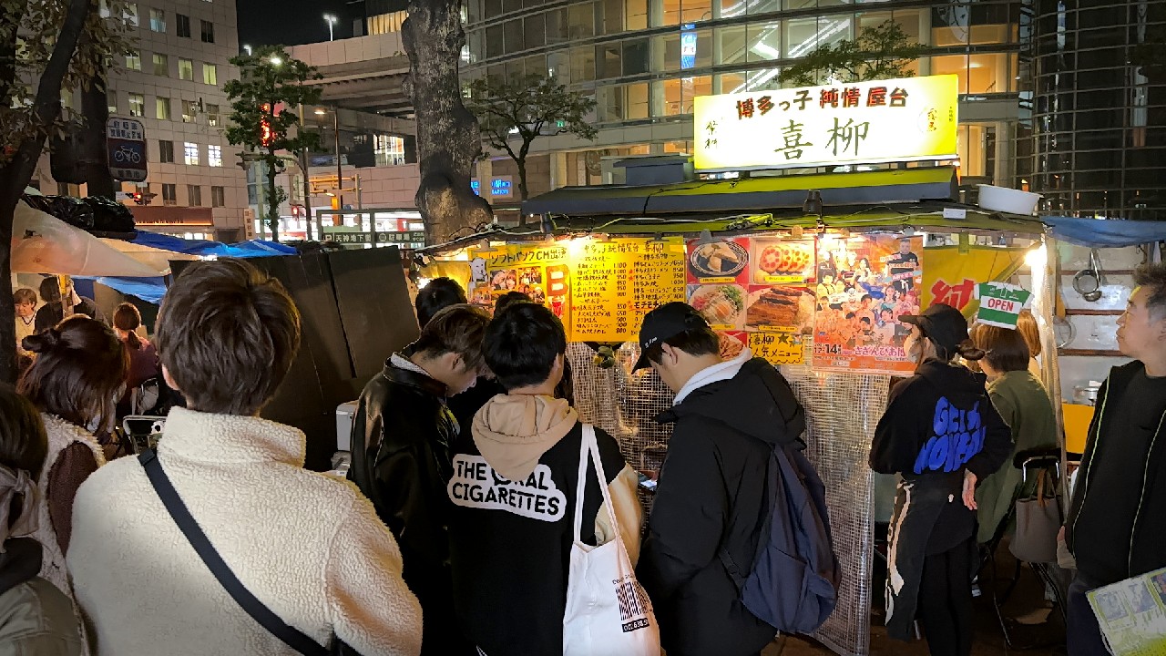 THUNDERSTORM and RAIN at Japanese Yatai Food Stall