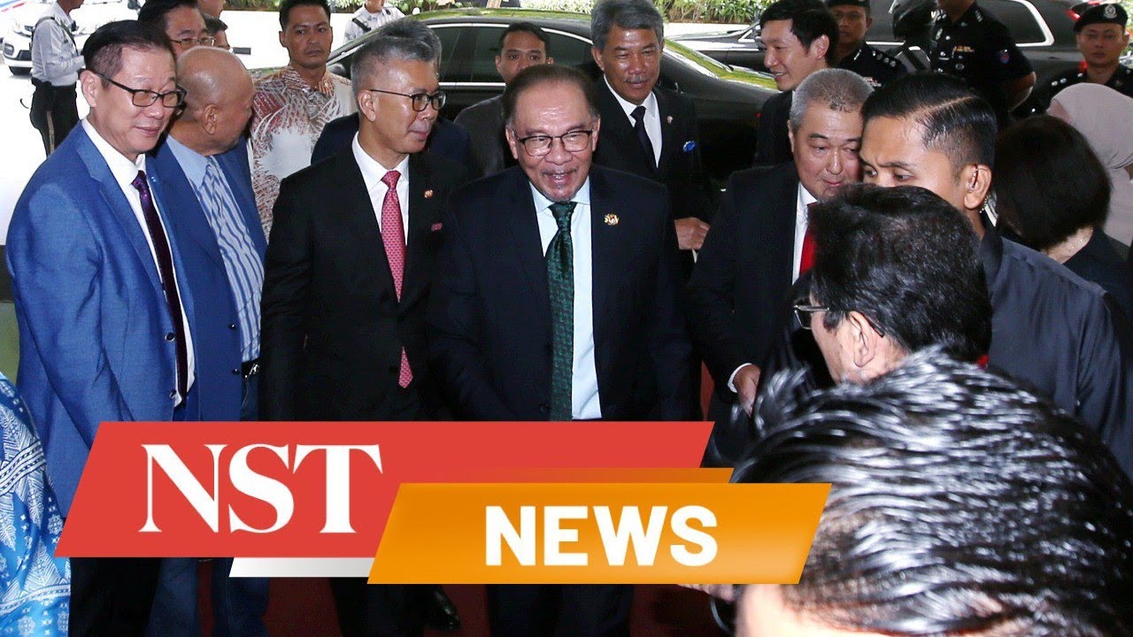 Malaysia stands firm against pressure on China ties  Anwar