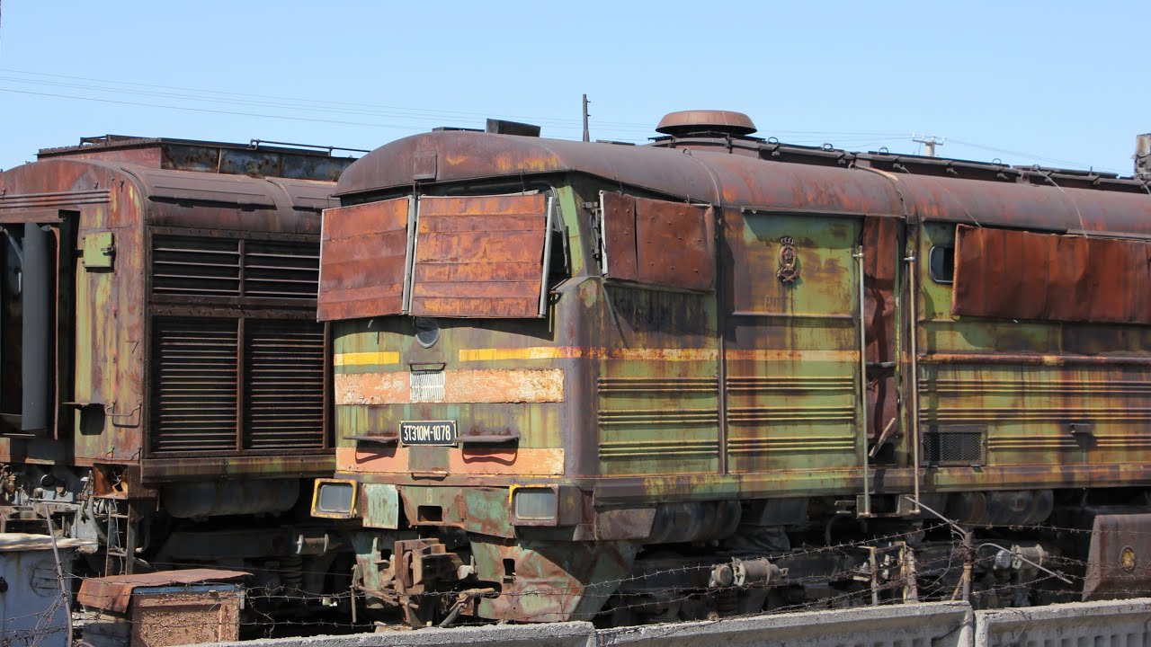 Diesel locomotives of the 2TE10 series 