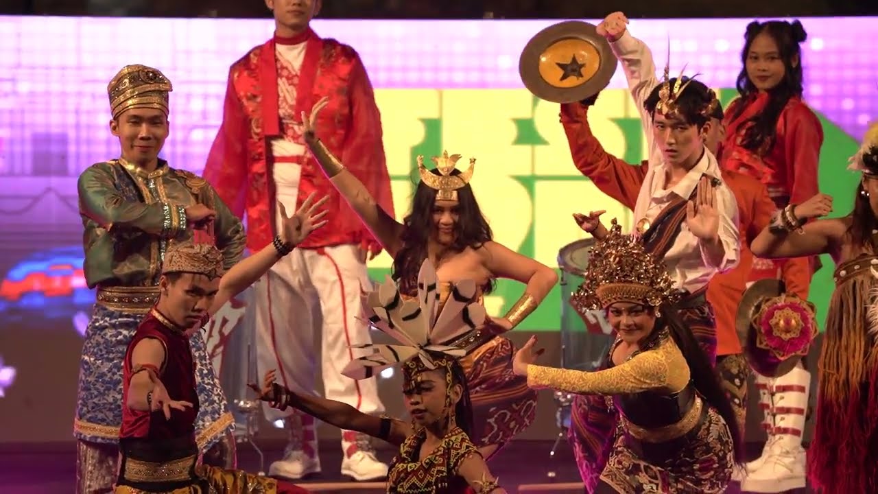 Collaboration Performance Live at Festaland 2025