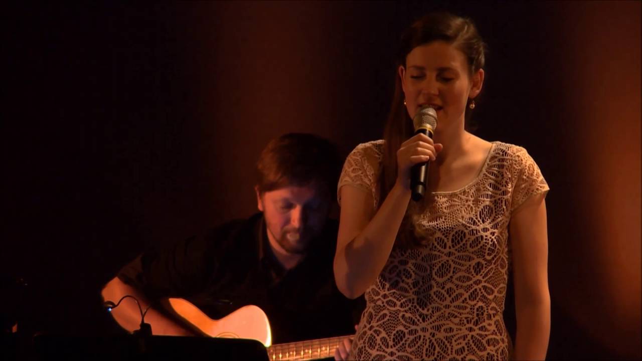 Lissa Meyvis zingt 'Lieverd' van Toon Hermans