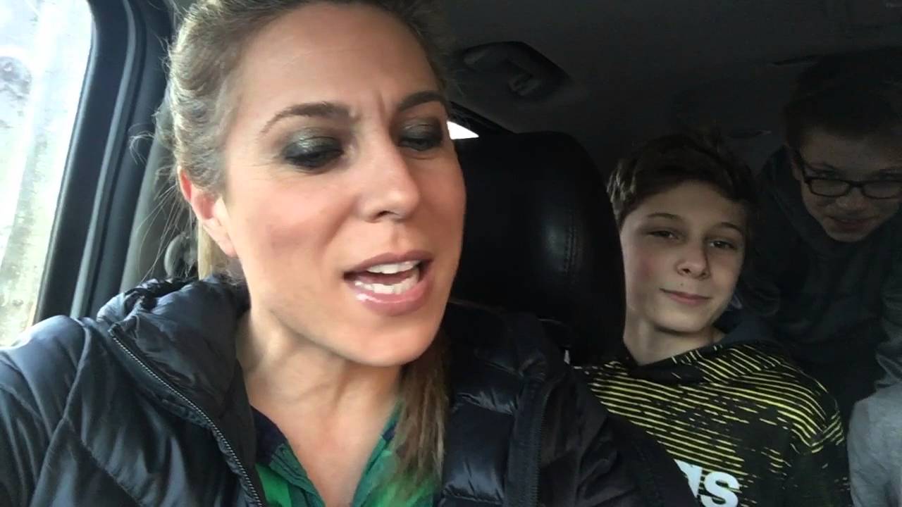 Five Fun Family Travel Games to Play in the Car
