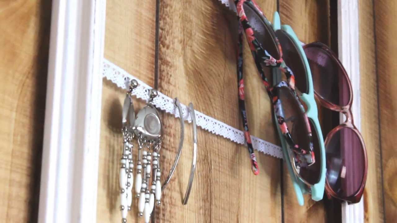 DIY - Upcycled Hanging Jewelry Organizer