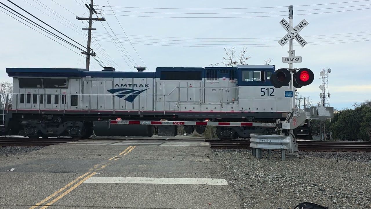 Amtrak 512 leads a power move in Sacramento, CA