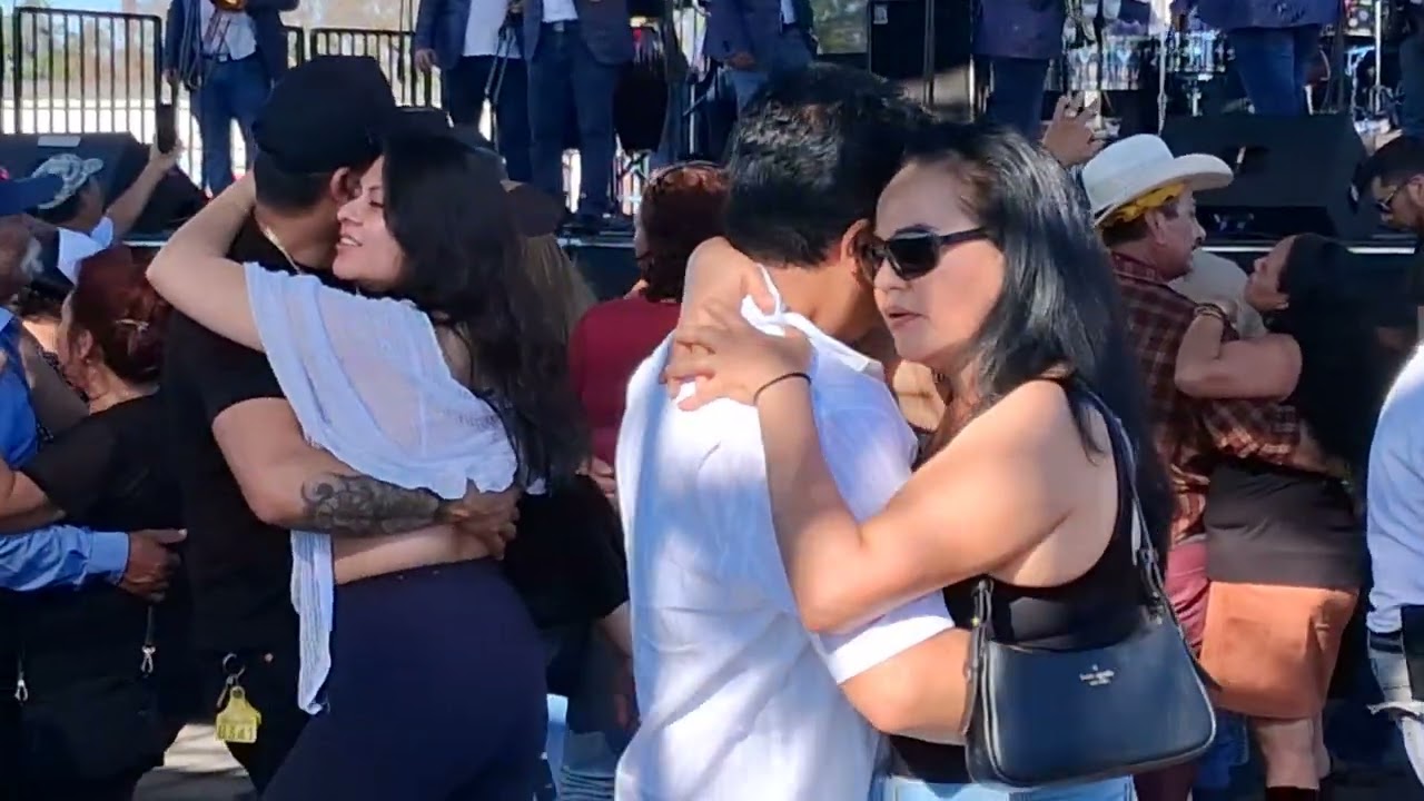 🤔 QUELEPASA A LUPITA CON BANDA DELA REGIONAL 