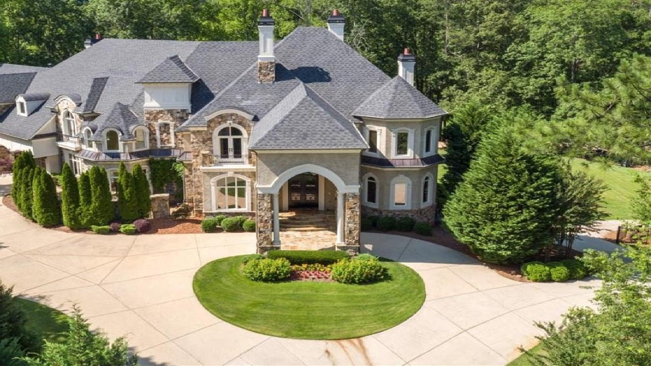 13560 Blakmaral Lane, Milton, GA Presented by McGraw and Associates.
