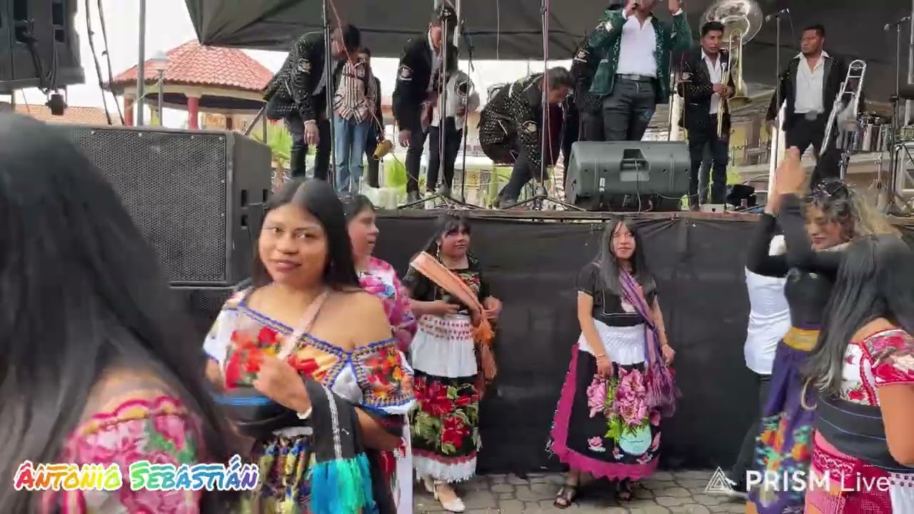 5. Llevada de atole en Comachuen Michoacán 