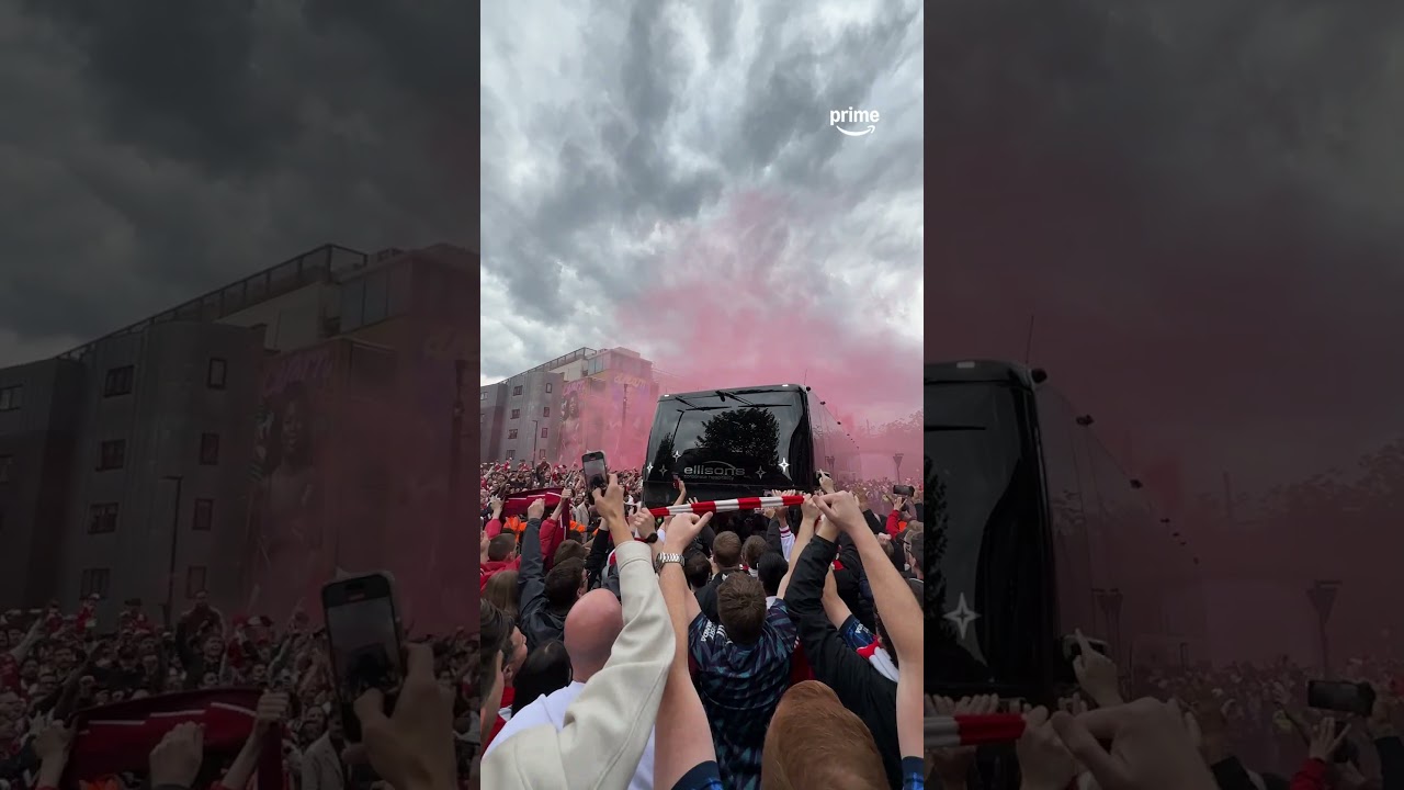 Arsenal fans break out FLARES to welcome the team 🔥🔥🔥 #arsenal #coyg #uefachampionsleague #ucl #afc