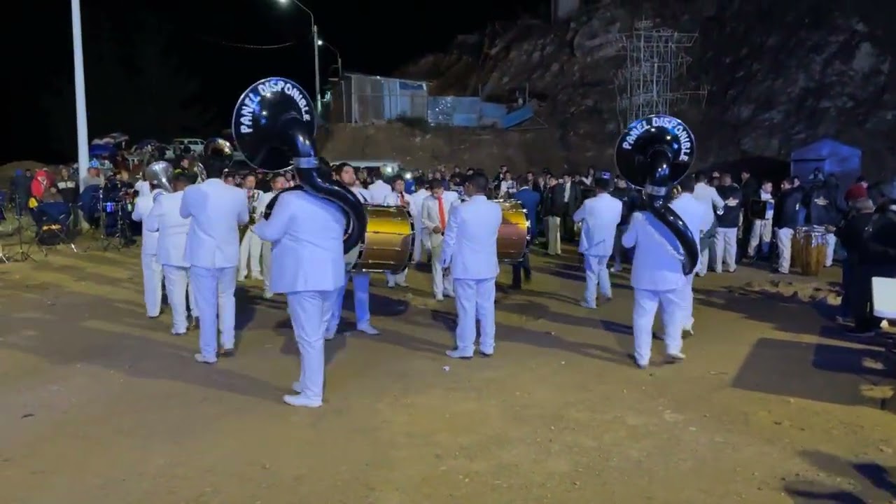 ARHUAY CANTA CONCURSO DE BANDAS LA CAMPEONA PERU ARMONÍA Y CLASE DE TRUJILLO COMPLETA 🎷🎷🎷🎺🎺🎺🇵🇪🇵🇪🇵🇪🇵🇪
