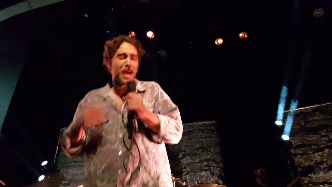 Matt Corby - Miracle Love (Mojo Club, Hamburg, Germany 6. Feb 2019)