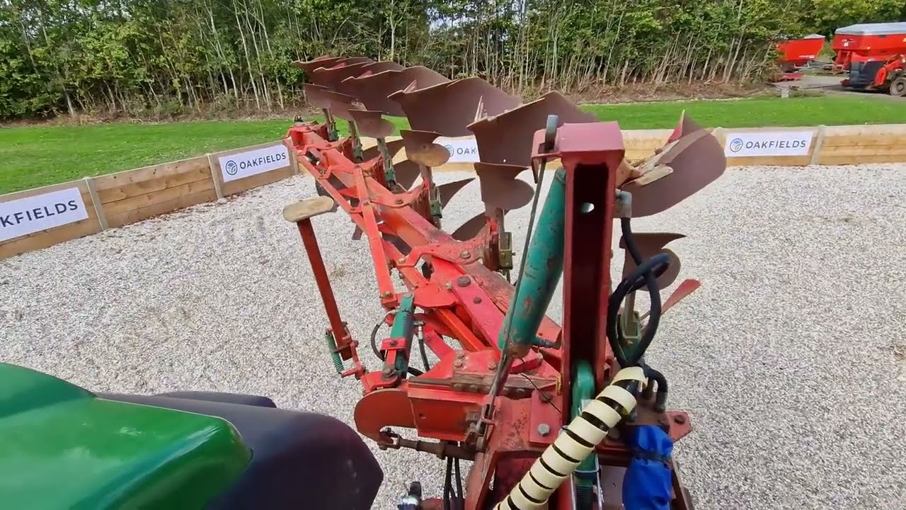 Kverneland LB85 6 furrow plough 24756