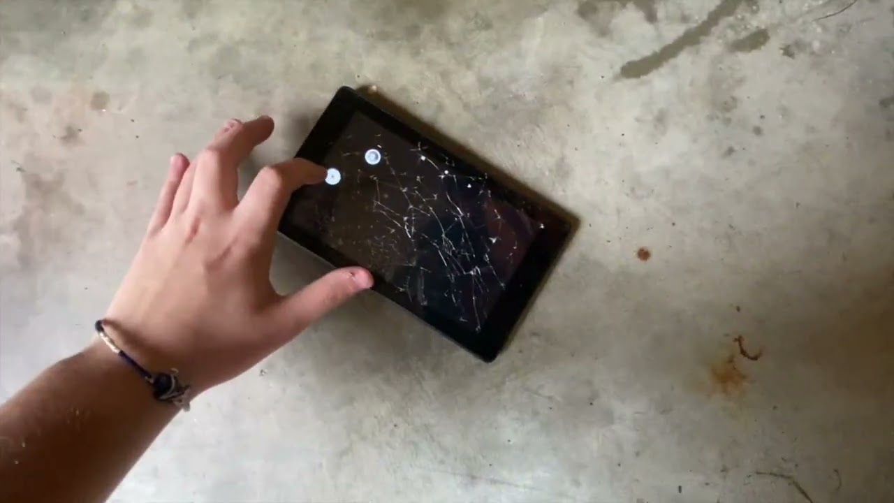 Amazon Fire Tablet HD 8 Durability Test/Destruction (its weak asf)