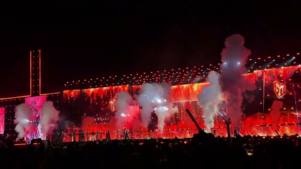 Hoả Ca Y concert