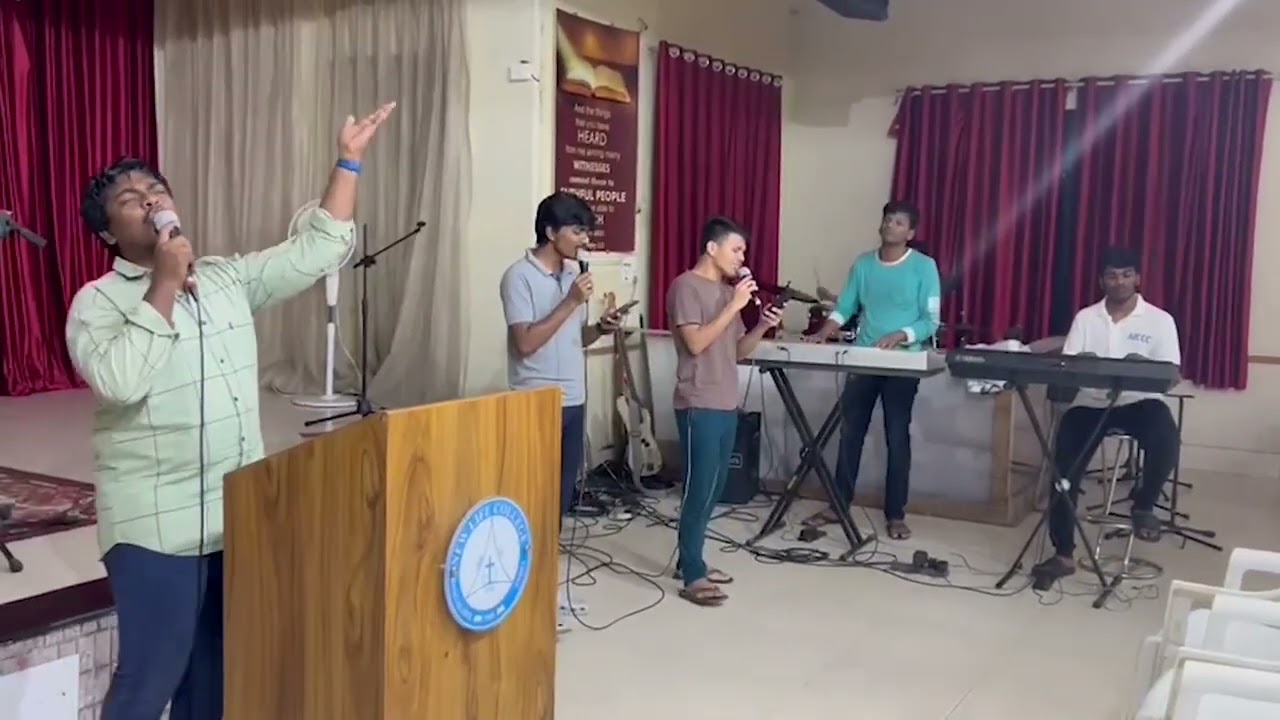 worship in bible college || worship by Polimati Daniel joseph || #englishworship #christianworship