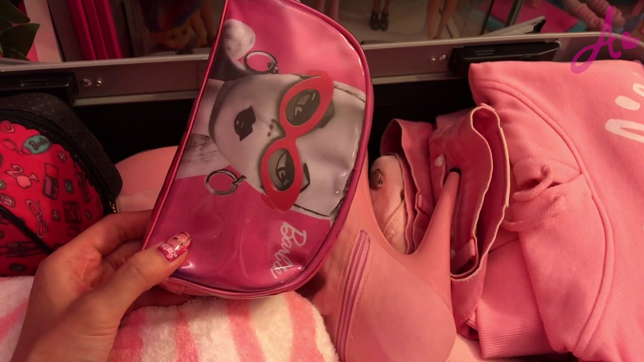 WHAT’S IN MY SUITCASE FOR BARBIE CONVENTION 2018 / Barbie Convention Vlog