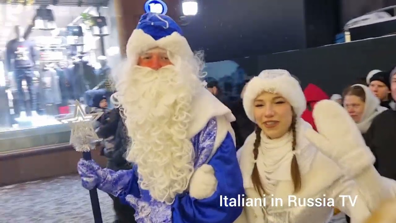 Mosca MAGICA a -2°C! Passeggiata serale su Nikolskaya, 3 gennaio 2026 | Italiani in Russia TV