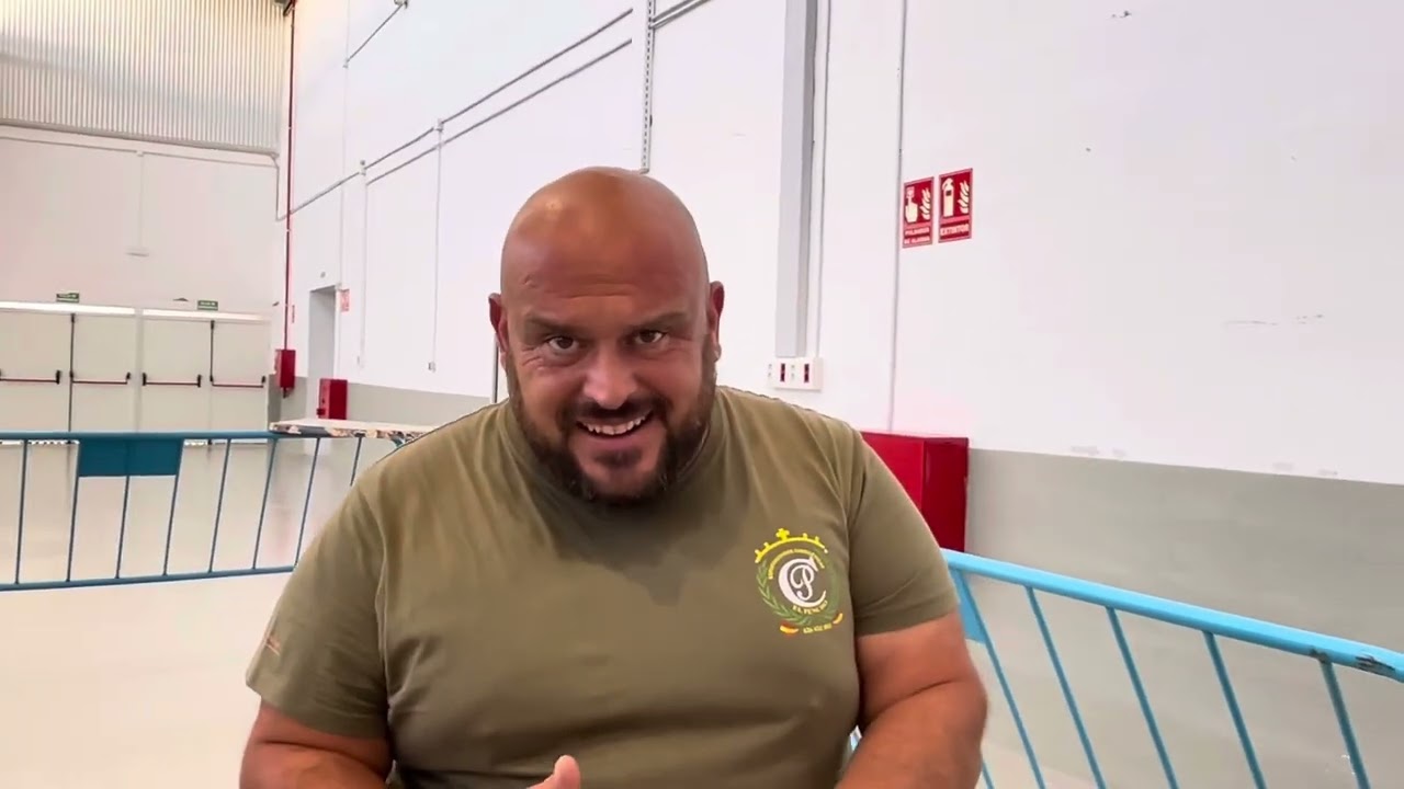 Camperos que paséis un Feliz Viernes.Ya estamos en la Feria de El Ejido.Aqui nos vemos👍😘