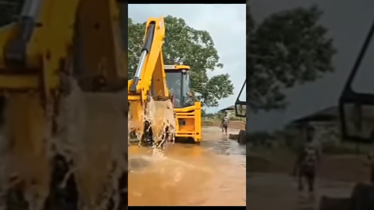 JCB washing in River 3.1 #shorts #shortsfeed #youtubeshorts #ytshorts