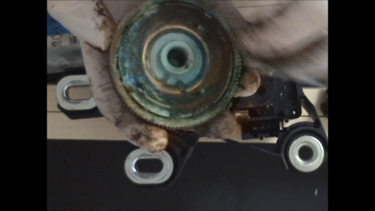 How to fix Mercedes vito rear wiper motor
