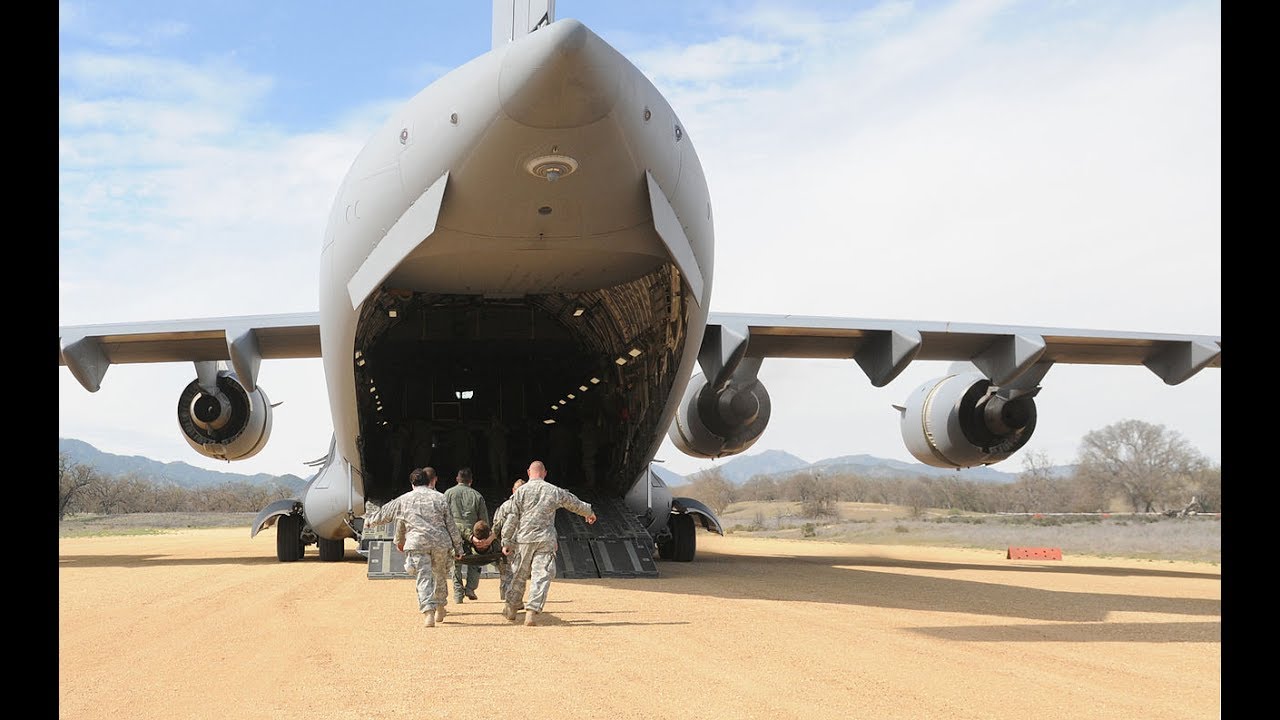 How to Load Cargo onto A Giant USAF C-17 Globemaster Plane