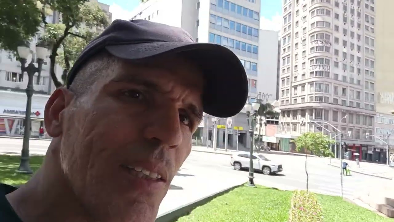 CLBPRODUTOR NA PRACA TiRADENTES CURiTiBA 😱🤔😱🤔😶‍🌫️🙂😱🤔😱😎