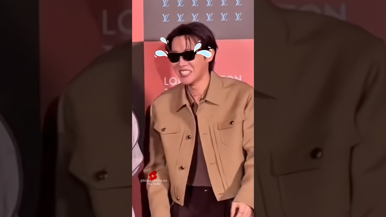 Lisa and J-hope at the Louis Vuitton event 2025! 😍 #blackpink #lisa