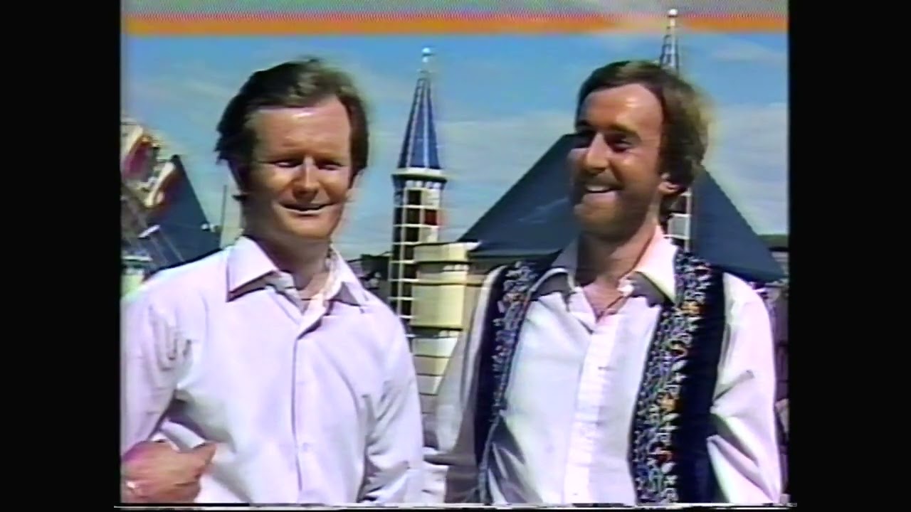 Sounds: Donnie interviewing The Hee Bee Gee Bees from the UK (1982)