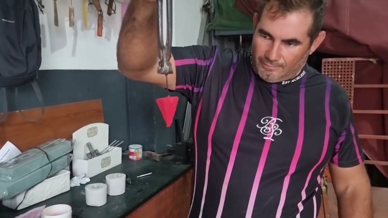 tutorial cómo hacer plomos de pirámide pesca surfcasting