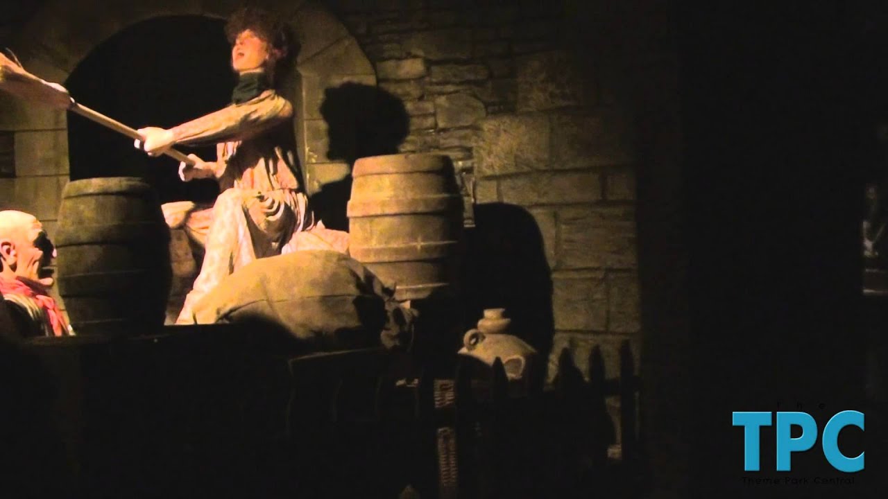 Drayton Manor - Pirate Adventure Exterior & On Ride POV 2012 (1080p)
