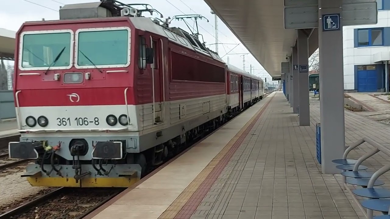 Passenger trains compilation + cargo trains + railway station. Vlaky ZSSK, ČD, PKP.