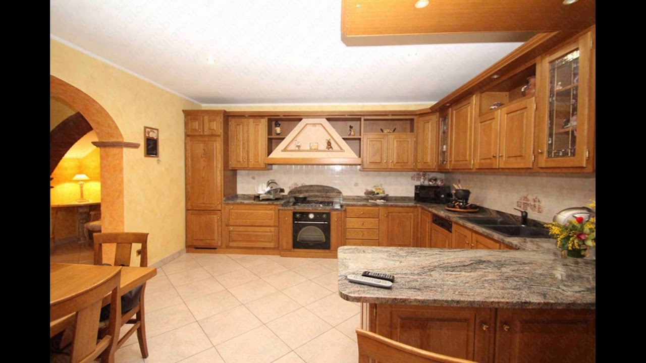 Villa Singola in Vendita a Melara (RO)
