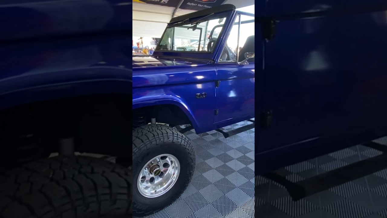 1969 Ford Bronco Custom SUV Sold For $82,500