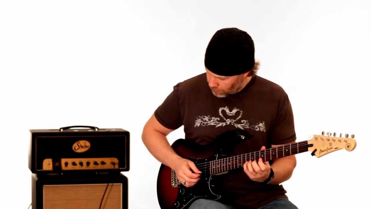 Allen Hinds Outside Chromatic Guitar Lick 01 Part 1 of 2