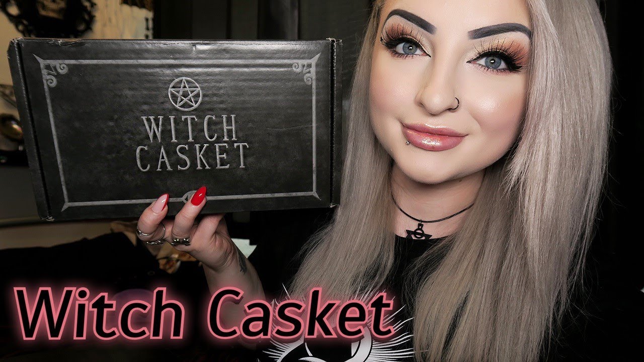 Witch Casket - Monthly Subscription Box Unboxing August 2020