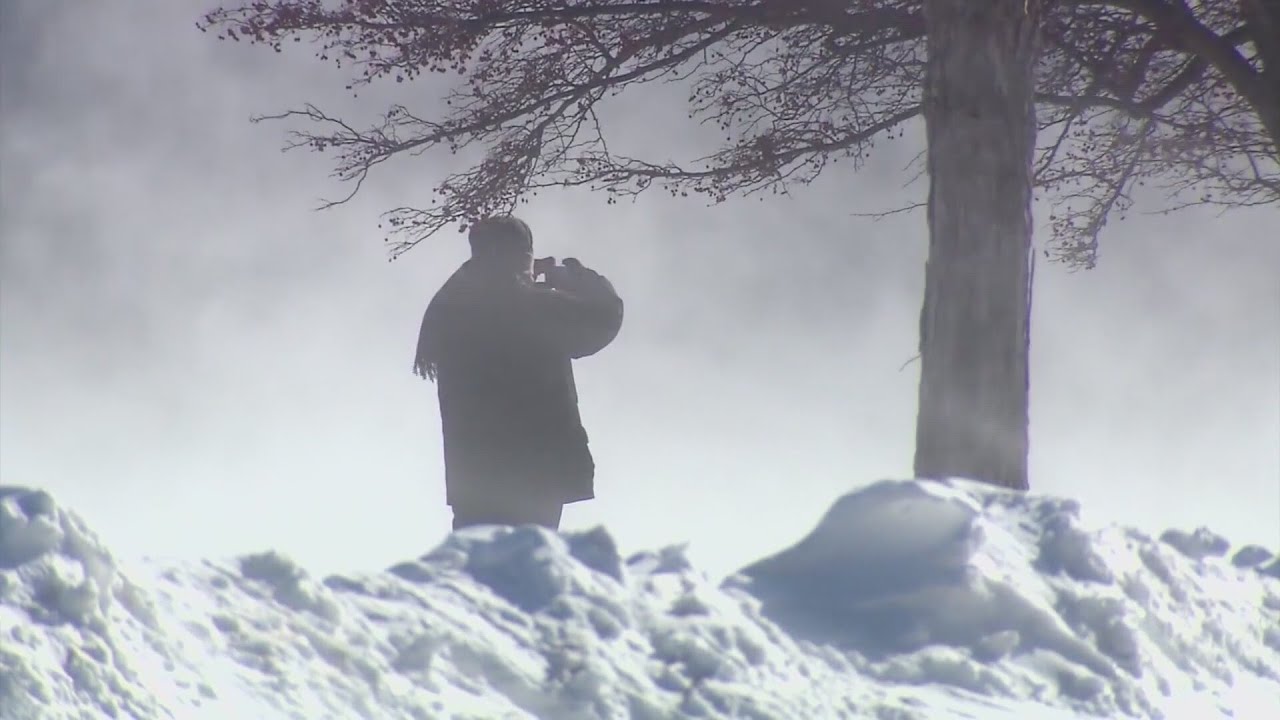 Extreme Cold Warning: Chicagoland braces for dangerously cold temperatures overnight Thursday into F