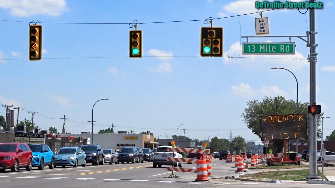 Doghouse & Flashing Yellow Arrow Traffic Lights After Upgrade | 13 Mile & John R
