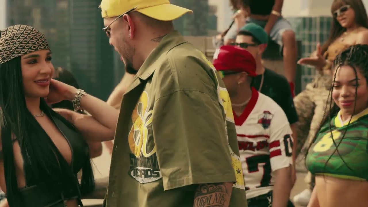 BOTADONA - MC WM & RAFA CAMPELO ( CLIPE OFICIAL )