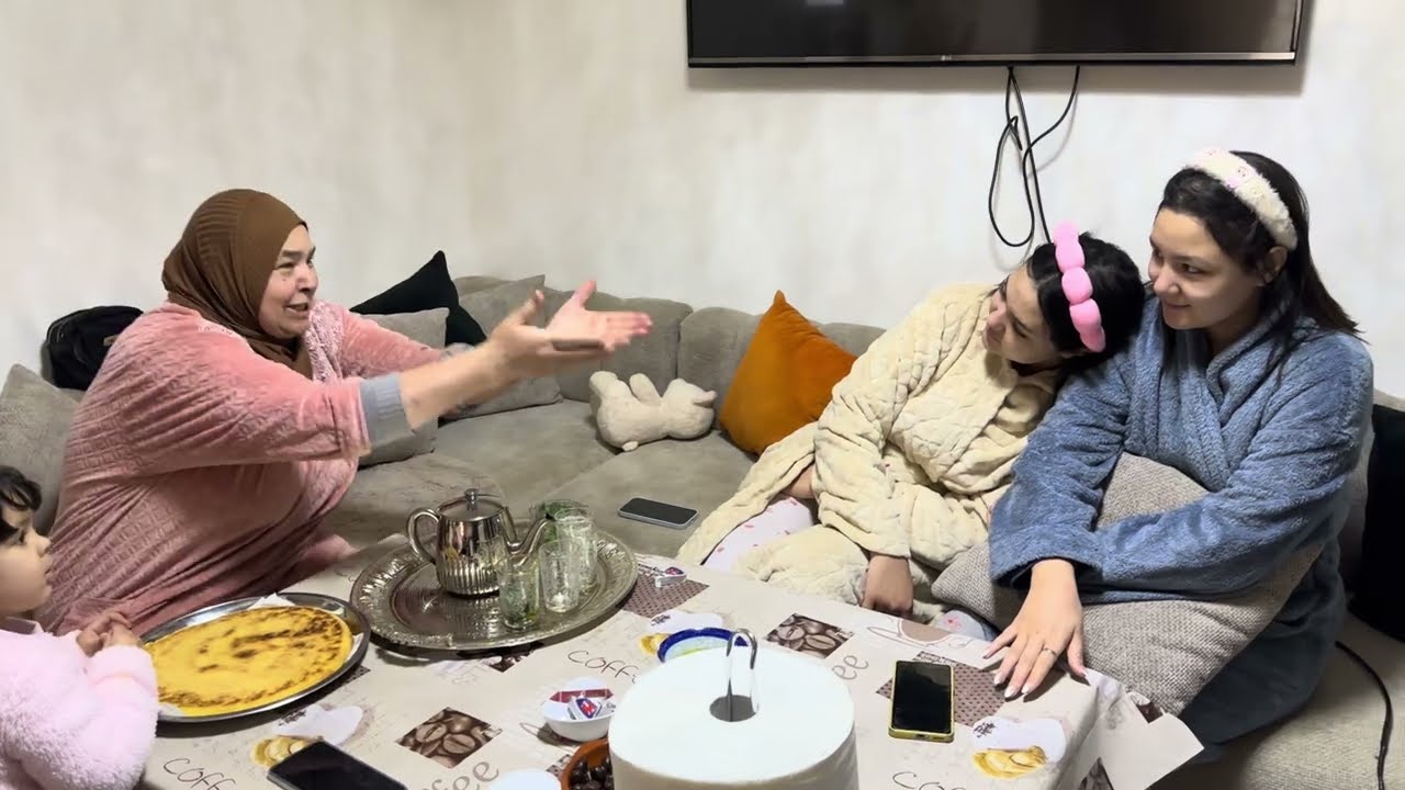 ناضت ليهم عبرات عليهم فاتي برد ليها لقلب😭