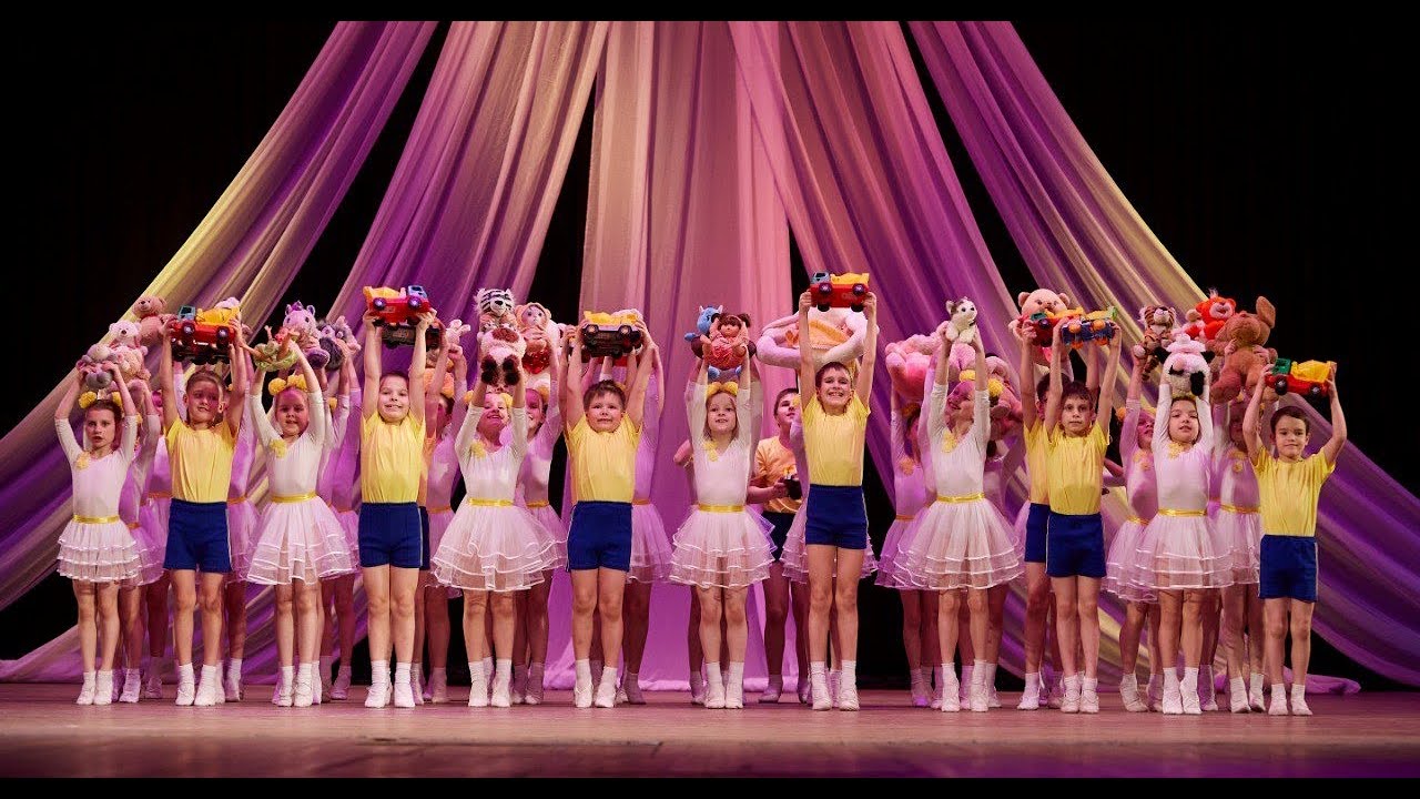 КОНЦЕРТНАЯ ПРОГРАММА: 