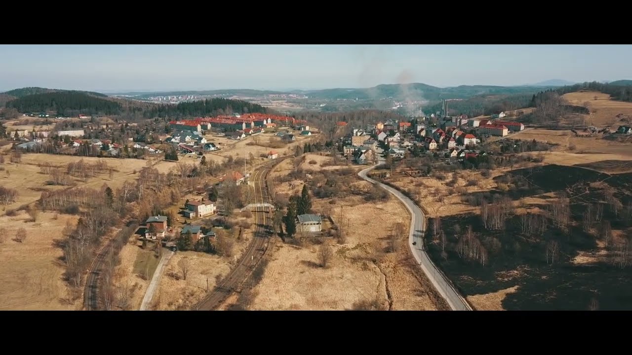 Kuźnice Świdnickie (Boguszów Gorce, Dzikowiec) z drona 2022