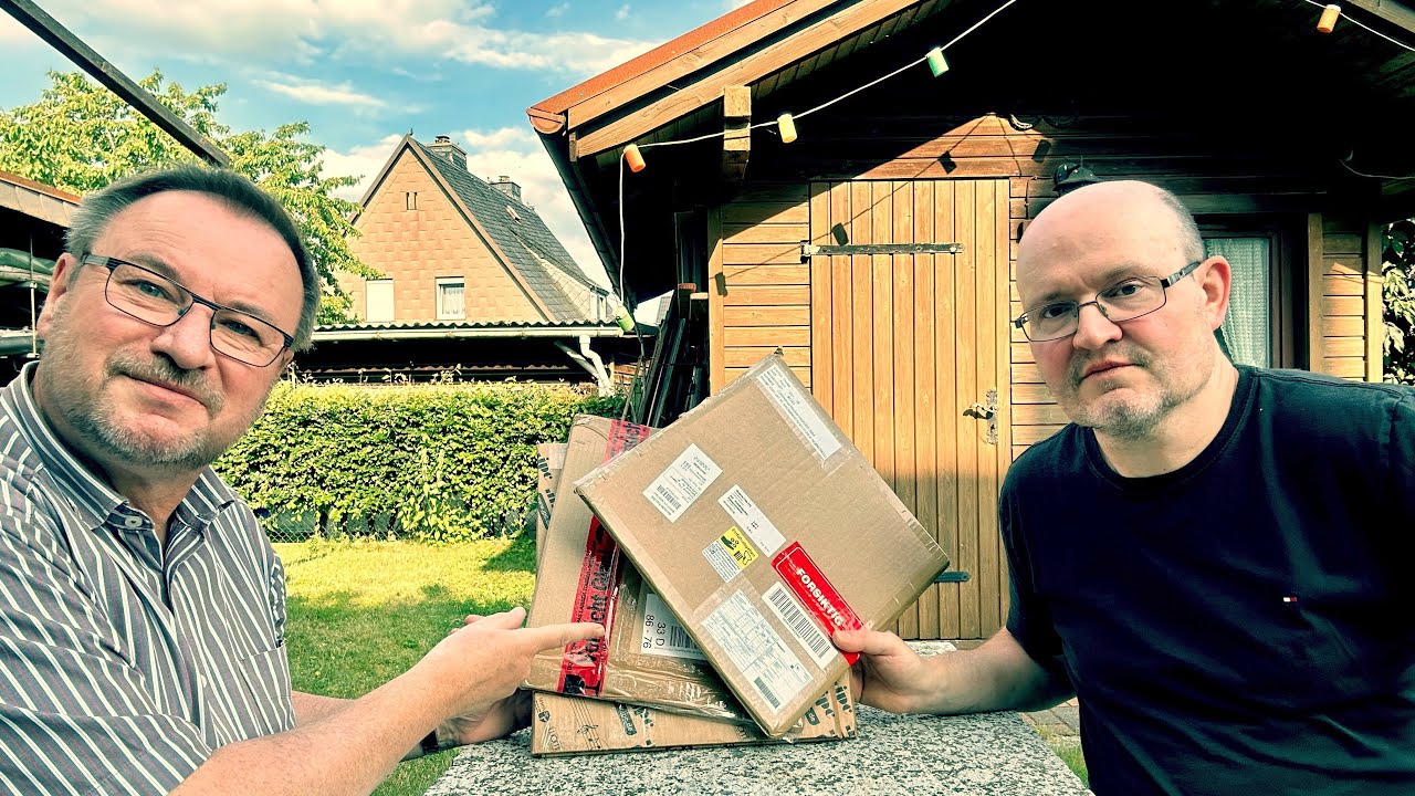 So, what´s in there?: The Surprise Unboxing...