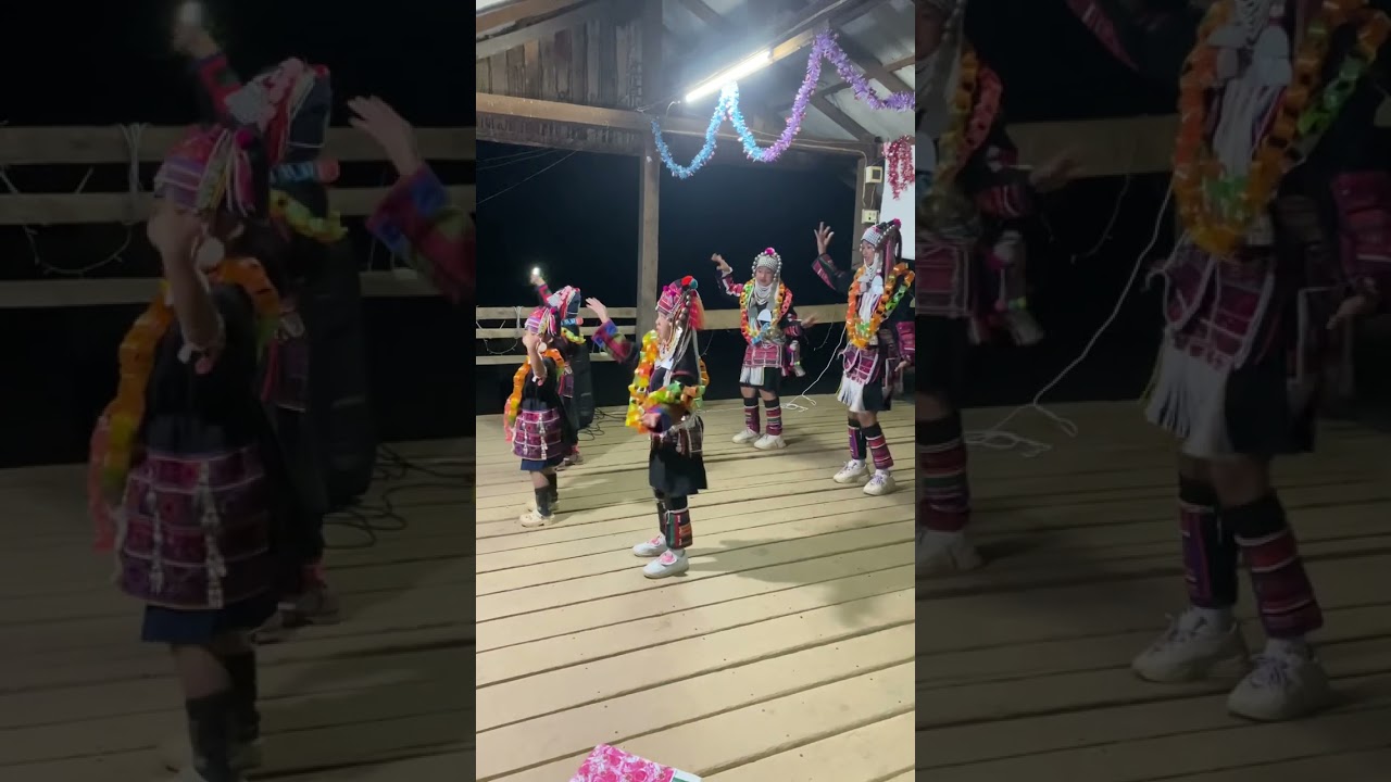 เด็กๆแสดงงานคริสต์มาส @บ้านป่าเกี๊ยะ
