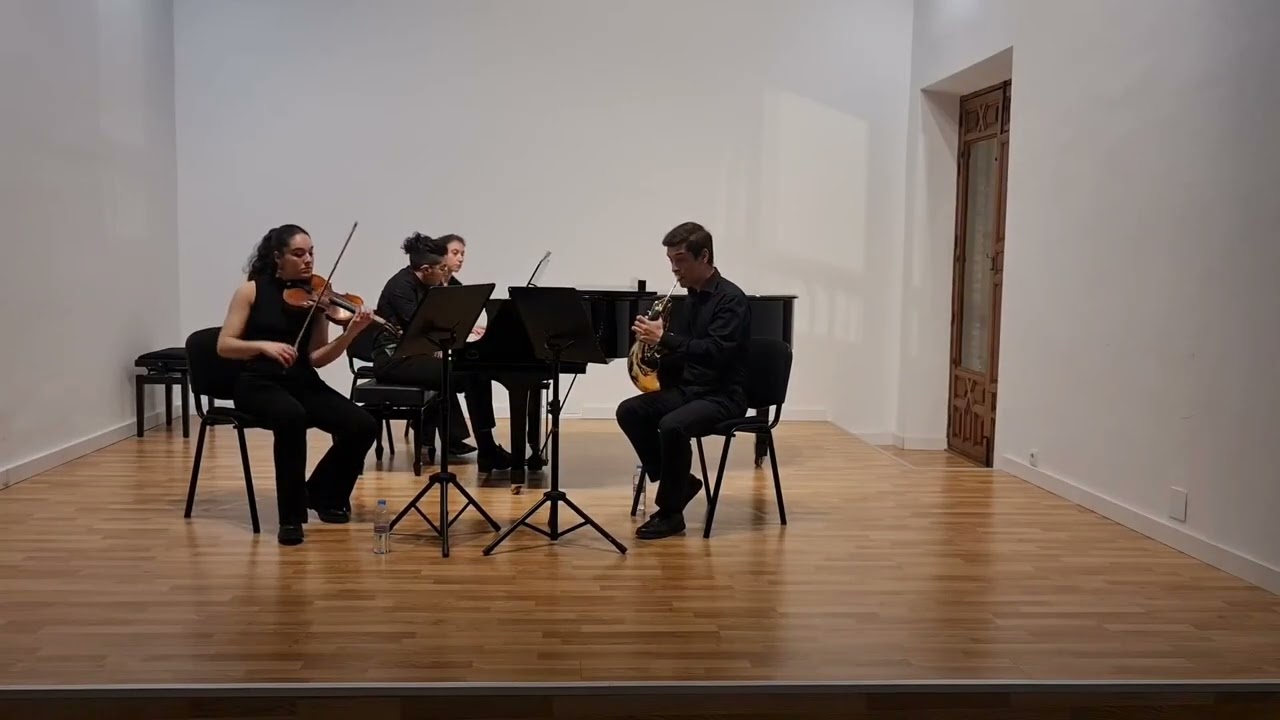 UNEBEN TRIO - C. Reinecke, Trio op. 188 en La menor