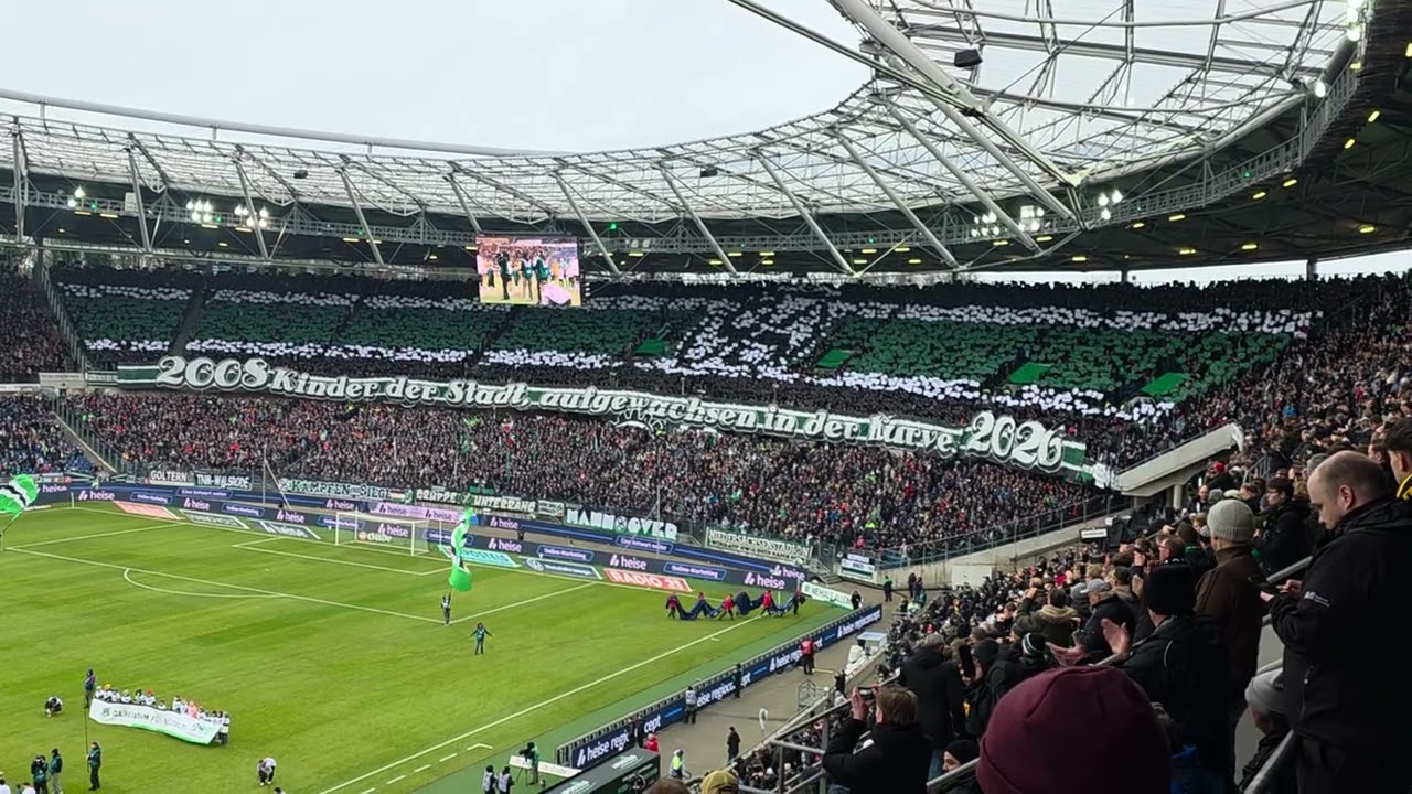 Choreo zum 18.Geburtstag vom Jugend Ensemble  ⚫️⚪️🟢💪 #hannover96 #ultras #choreo #2bundesliga #h96 