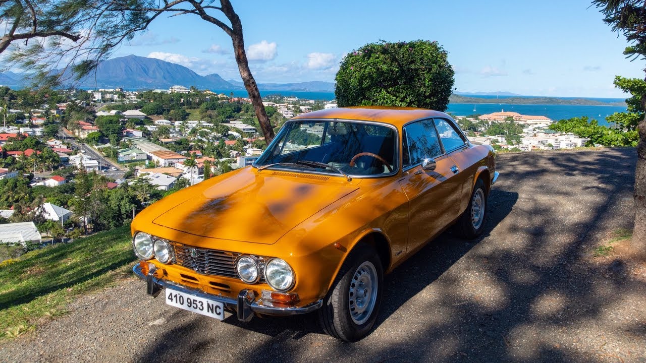 Alfa Romeo Bertone 2000 GTV Yellow Ocra de 1973